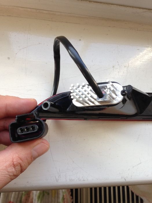 Шкода Карок 2018 рефлектор десен