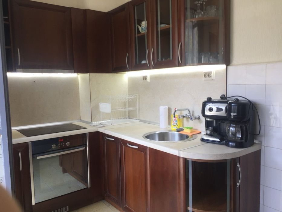 Дава се под наем Двустаен апартамент в София, Гоце Делчев - 40 кв.м за 448.8 € - Снимка #2