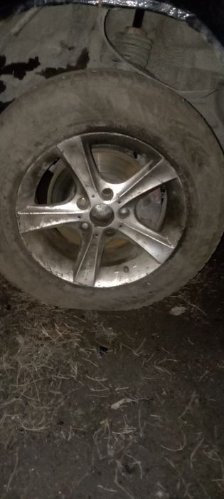 Крылья двери Мерседес 124й