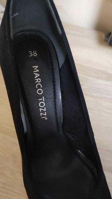 Продам туфли черные