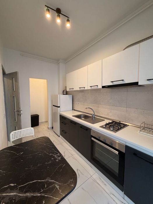 Garsoniera de inchiriat in Militari Residence