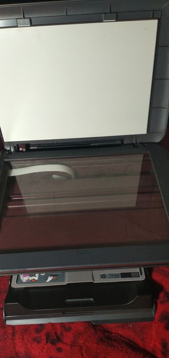 Подам принтер hp