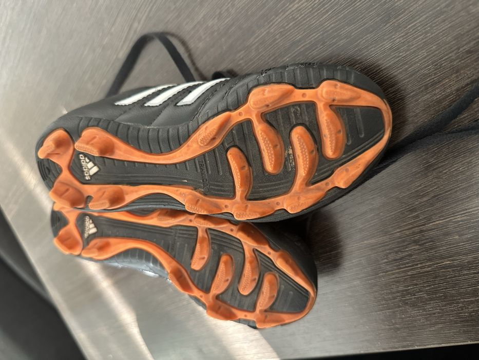 Футбольные бутсы adidas 29 size