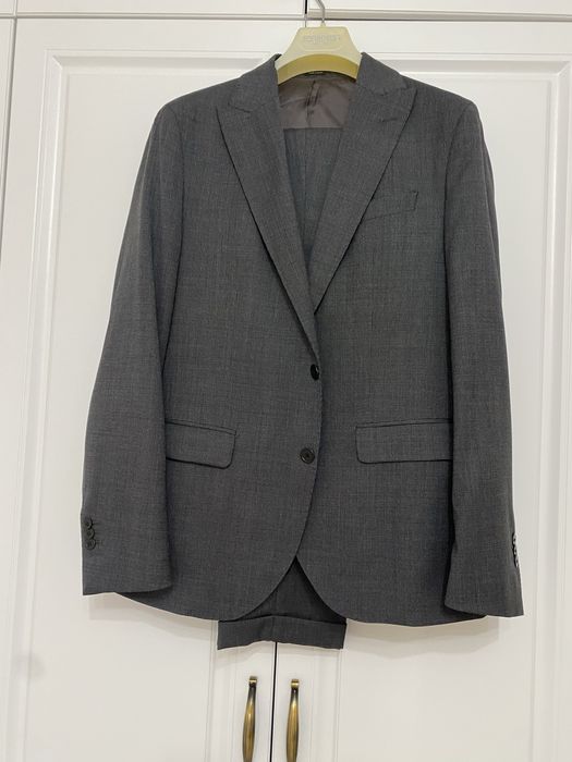 Пиджак с брюками. Массима дутти