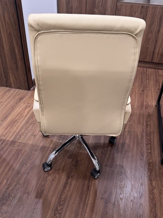 Новые рабочие кресла