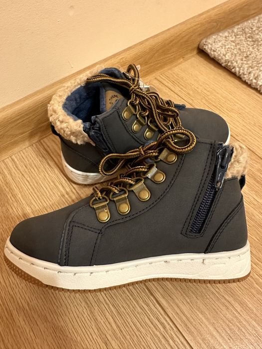 Ghete Tex copii nr 28, Noi