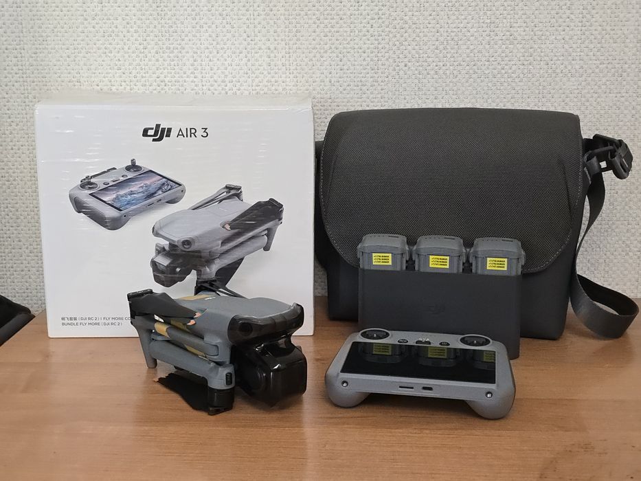Дрон Dji Air 3 fly more combo с пультом RC2