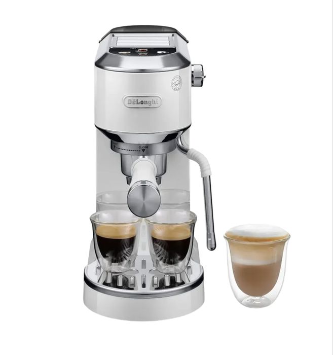 Кофемашина DeLonghi EC890.M