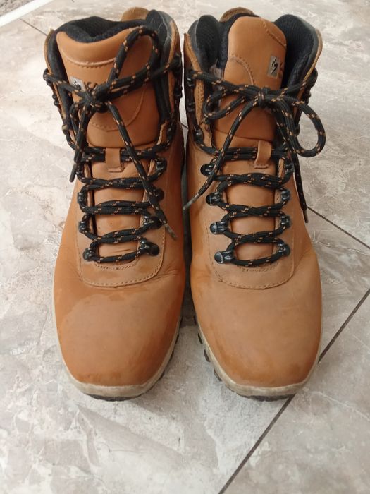 Ботинки фирмы  KAJILA 45р.