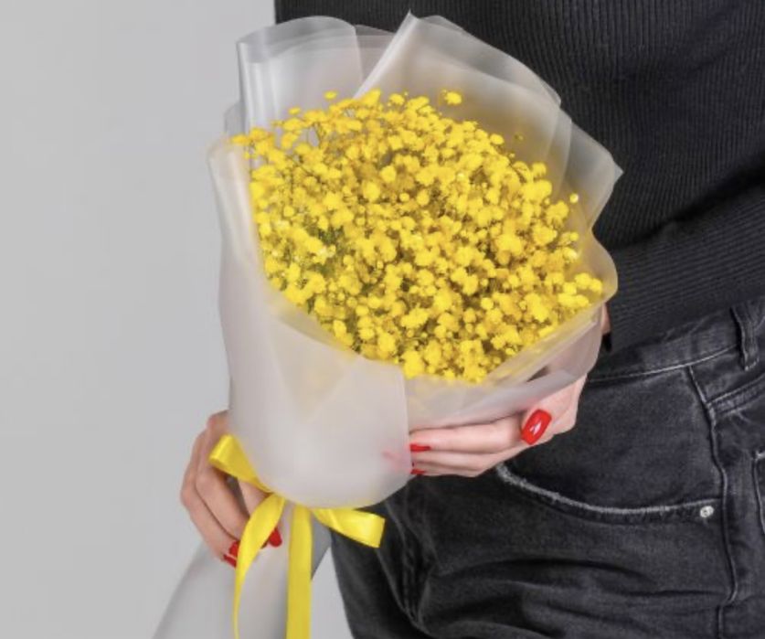 Букет из желтой гипсофилы