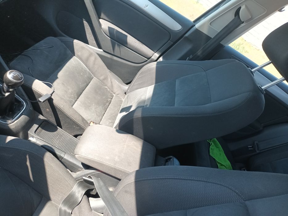 Dezmembrez Volkswagen golf 6 2.0 tdi cbab  europa