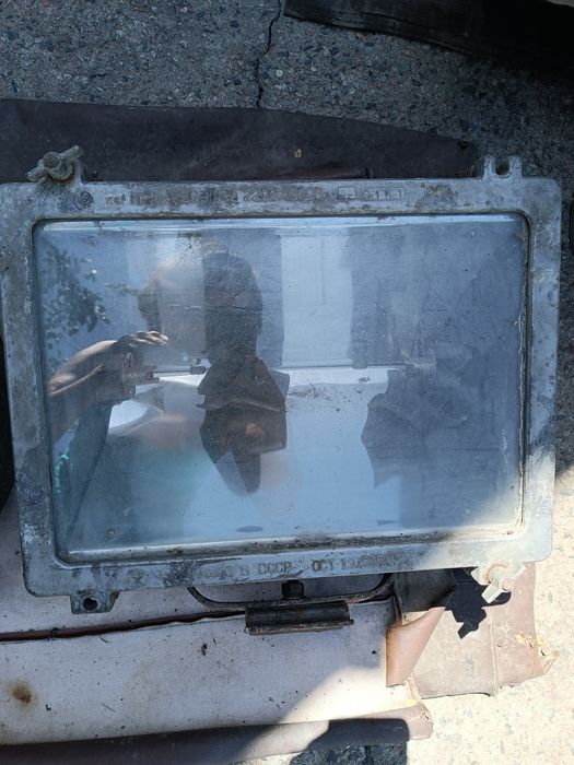 Продам прожектор  1500Вт