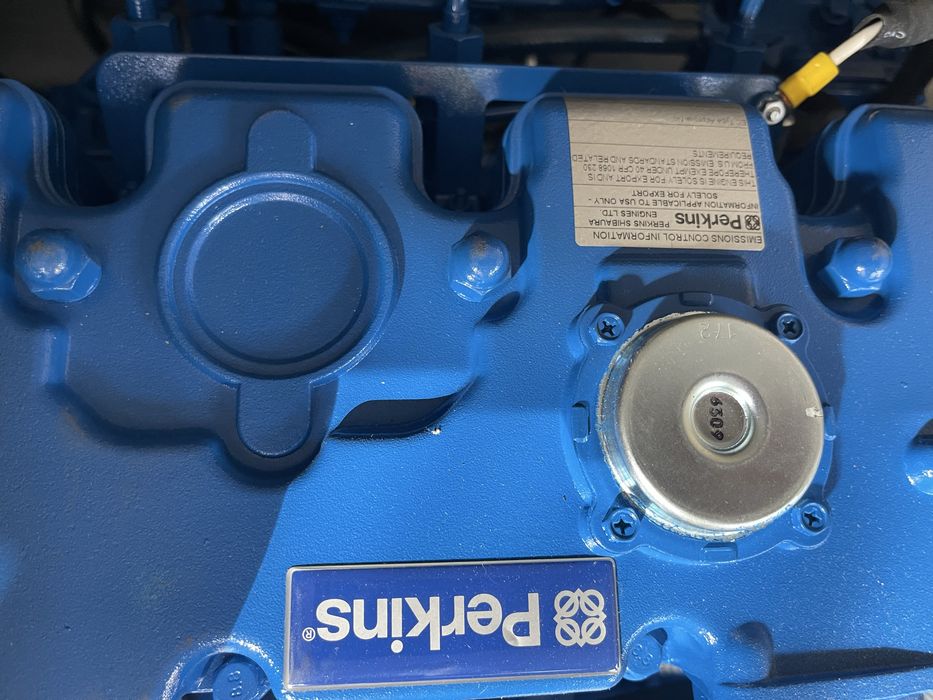 Generator de curent 10kw Perkins FG Wilson 13,5Kva - Disponibile 8 Buc