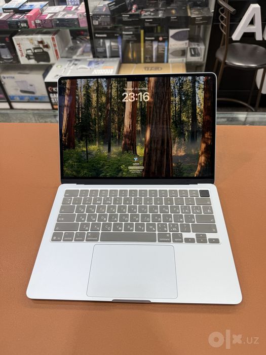 Apple MacBook Air 13.6" (M4)