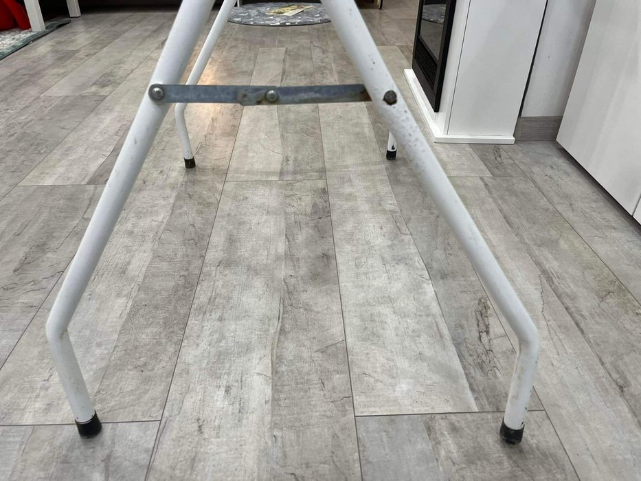 Вана със стойка Cangaroo