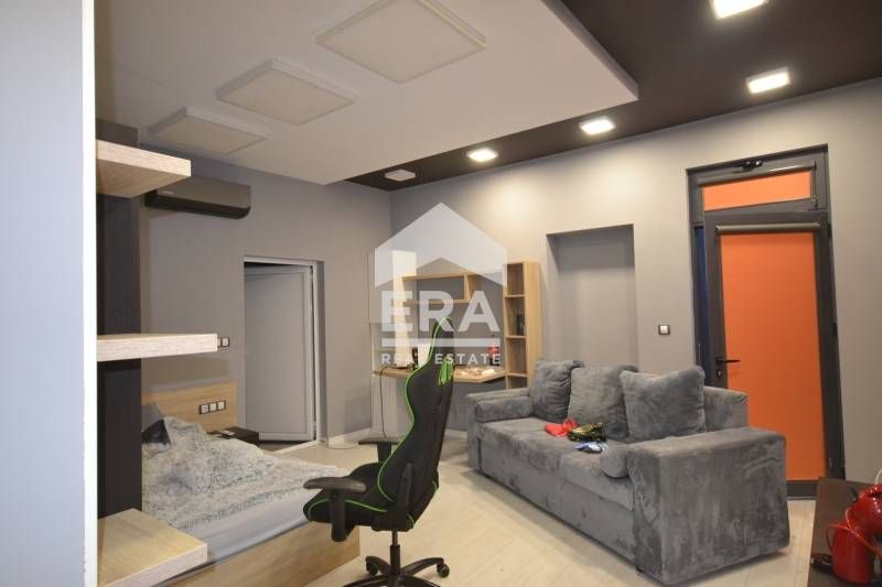 Продава се Къща в Хасково, Тракийски - 300 кв.м за 680 €/кв.м - Снимка #10