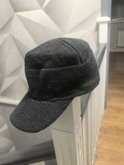 Продам кепку шапку