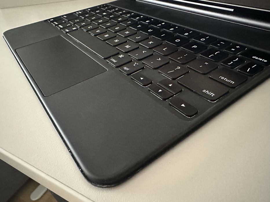 Magic Keyboard iPad Pro 11”