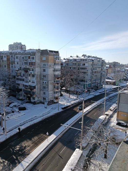 Тристаен апартамент