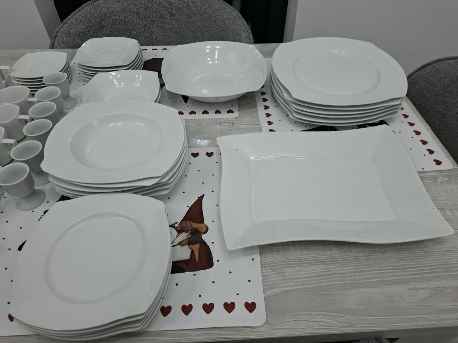 Serviciu masa 53 piese