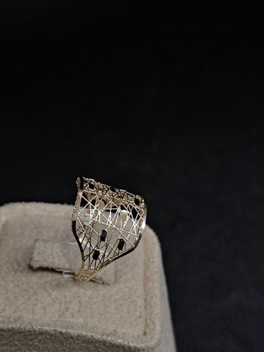 НОВ Златен Пръстен 1.34гр / 14К