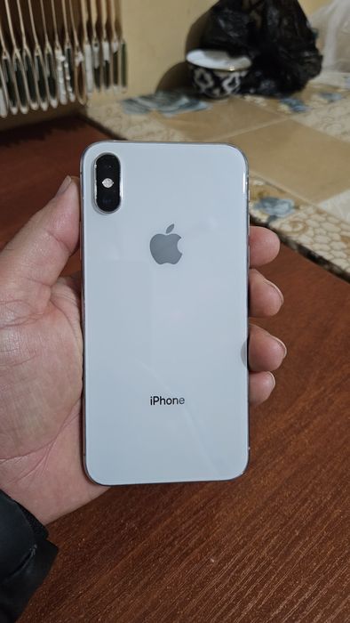 Iphone xs abmen bor iphone 8 yoki iphone se 3 ga