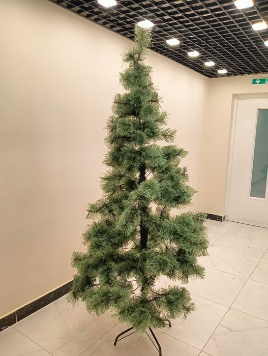 Ёлка искусственная 2,1 м