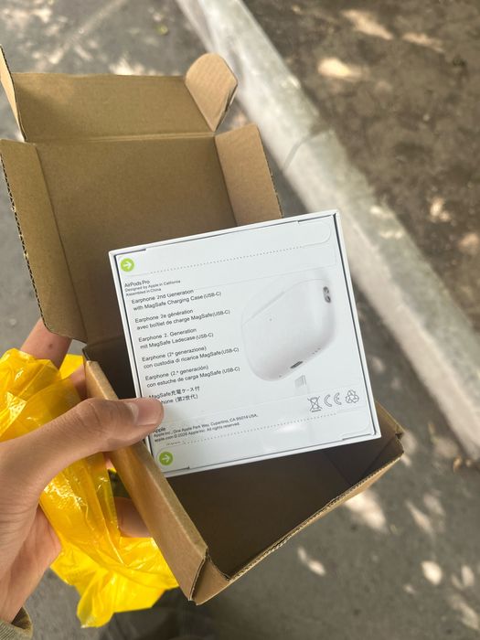 продам AirPods pro
