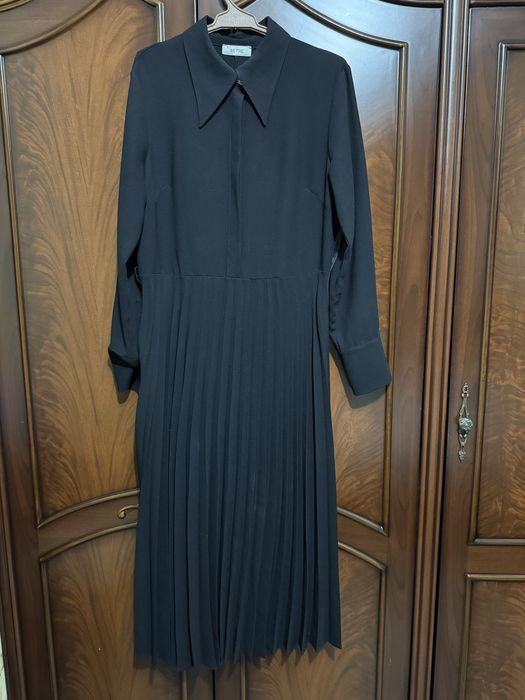 Продам платье женская