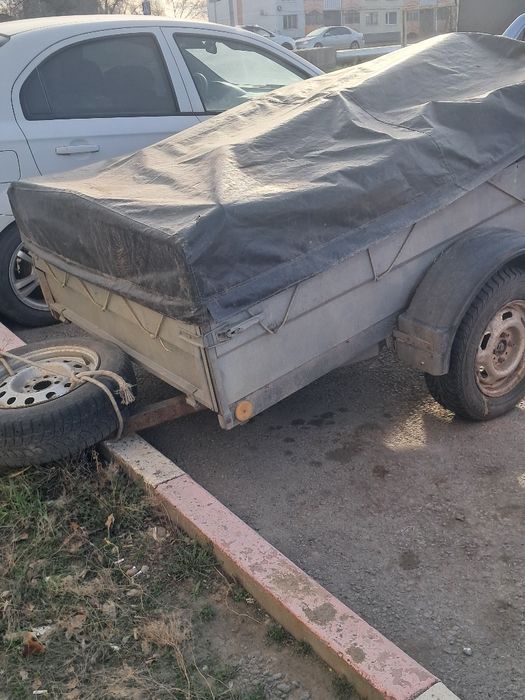 Прицеп сатылады.