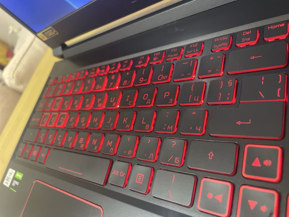 Acer Nitro 5 AN515-55 | i7-10750H | GTX 1650 Ti | 8GB RAM | 512GB SSD