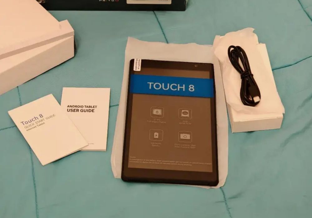 Планшет новый продам