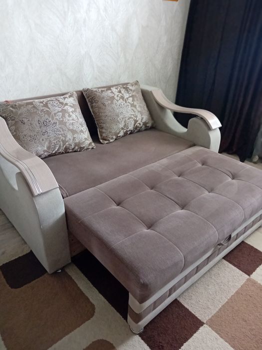 Продаётся диван б/у