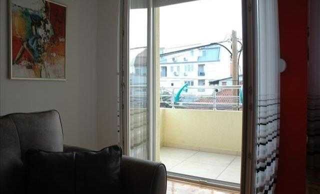 Дава се под наем Двустаен апартамент в Пловдив, Изгрев - 55 кв.м за 158.1 € - Снимка #5