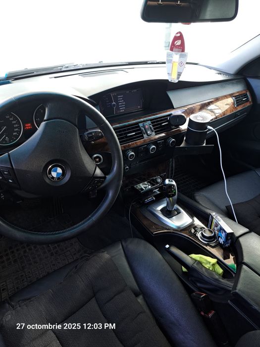Vând sau schimb BMW e60 an 2009