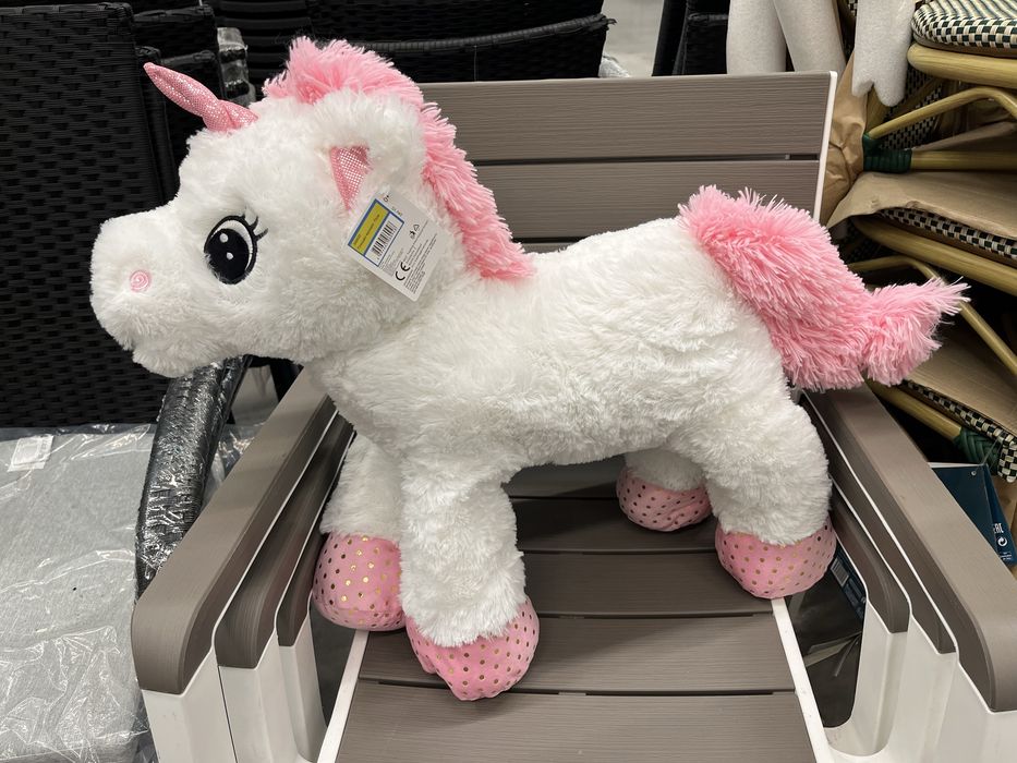 Плюшена играчка- Еднорог