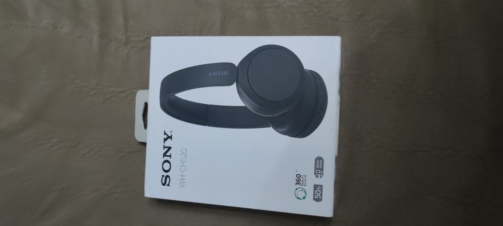 Чисто нови запечатани слушалки