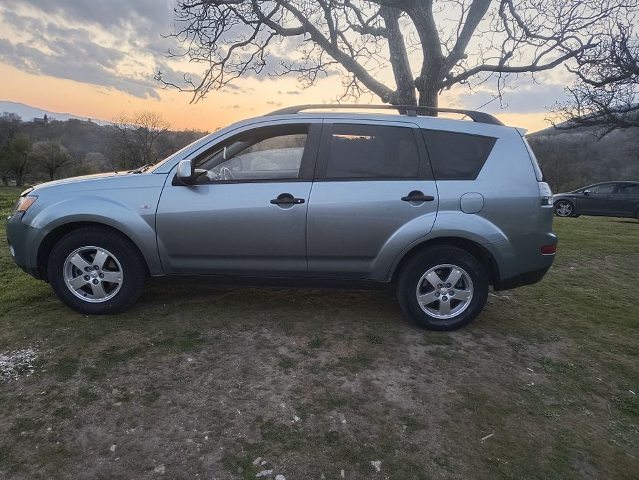 Mitsubishi outlander 3.0 V6 Автомат