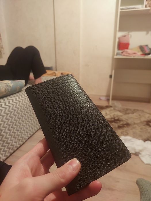 Продам кошелёк LV СРОЧНО