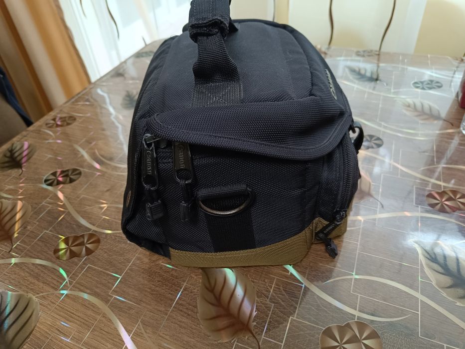 Фотоапарат Canon EOS 550D+обектив