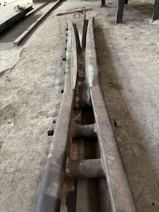 Продам железнодорожные крестовины