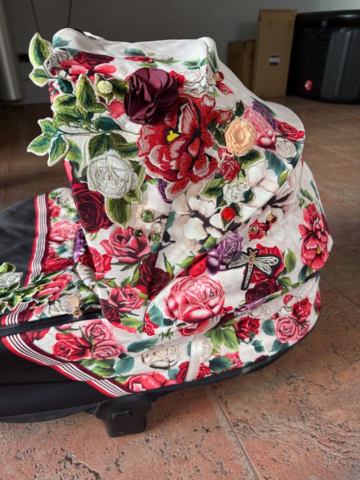 Cybex Spring Blossom e-Priam