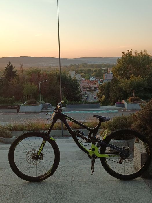 Saracen Myst Pro Carbon Bicicleta Downhill 27.5 L