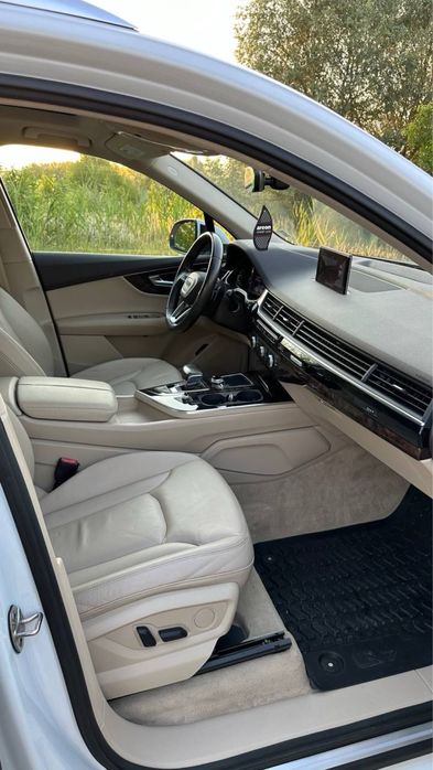 Audi Q7 3.0 TFSI / Бартер