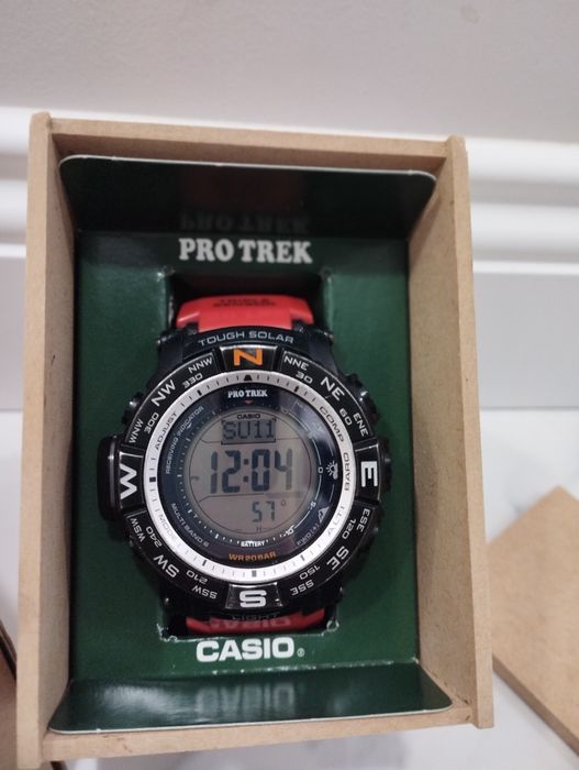 Часовник Casio ProTrek