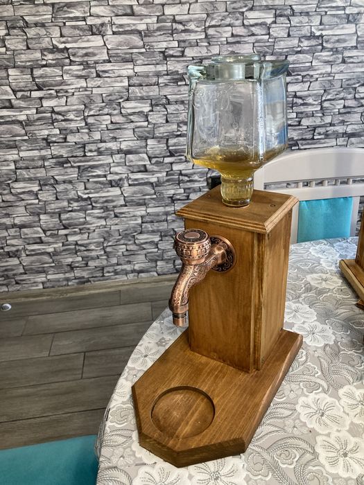 Диспенсър за алкохол - подарък за различни поводи