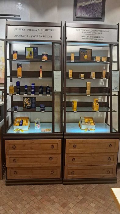 Продам мебель для магазина