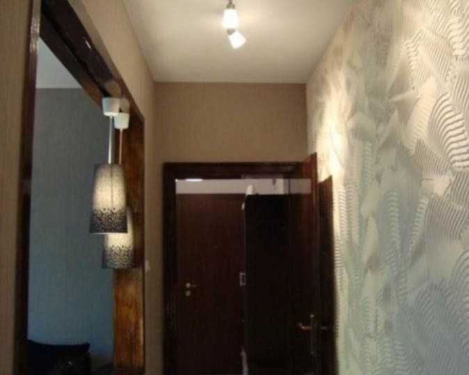 Дава се под наем Двустаен апартамент в София, Изток - 65 кв.м за 518.67 € - Снимка #3