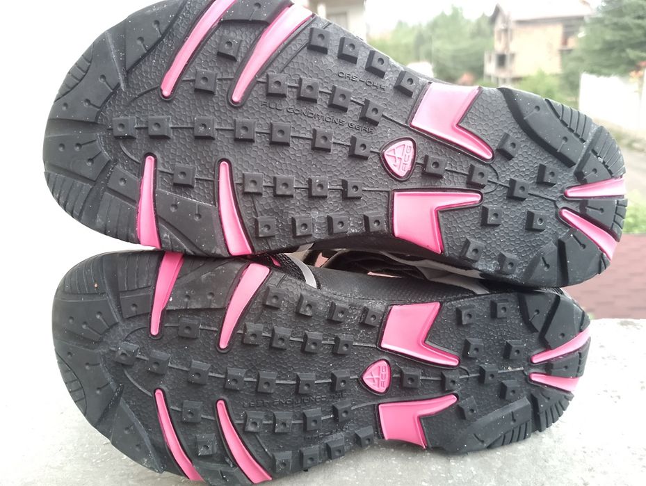 Сандали Nike Santiam 4, номер 36,5