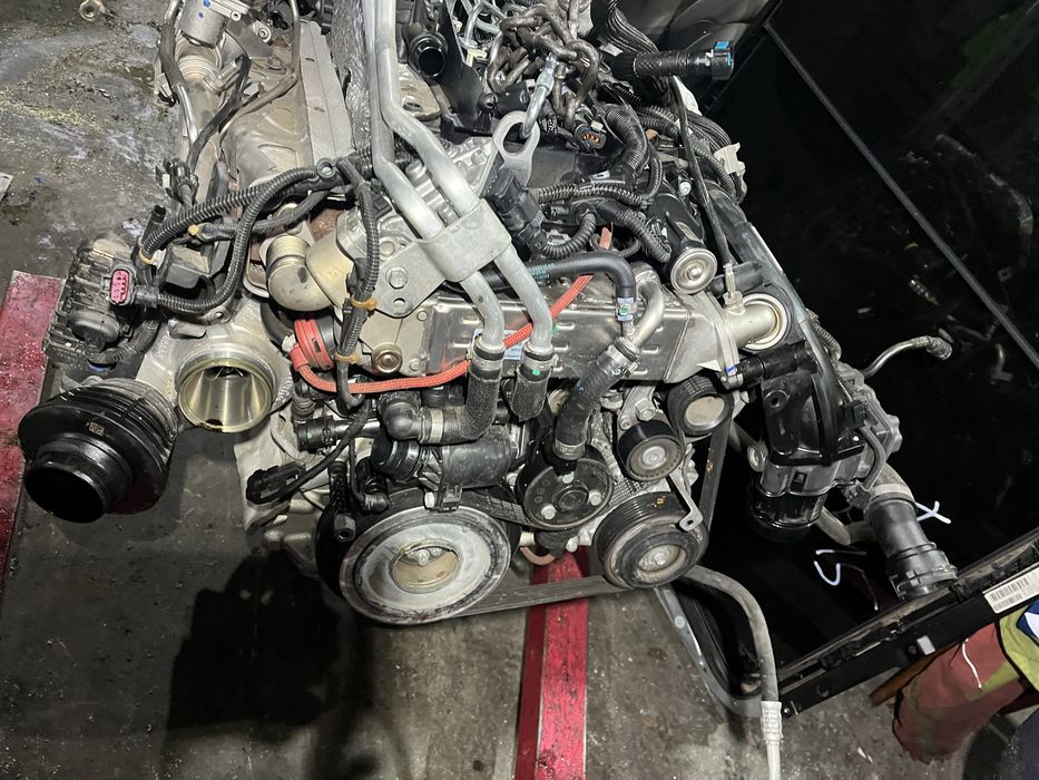 Двигател бмв Б57Д30А 3.0д 265 ( dvigatel bmw B57D30A 3.0d 265 )